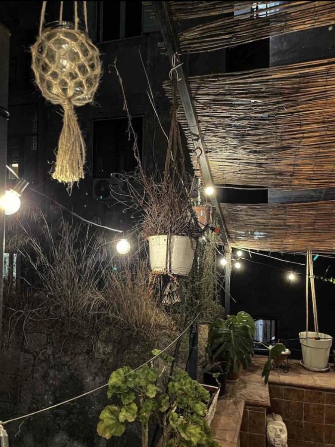Appartamento in pieno Centro Storico con terrazzo “O’vicariello” Napoli Esterno foto
